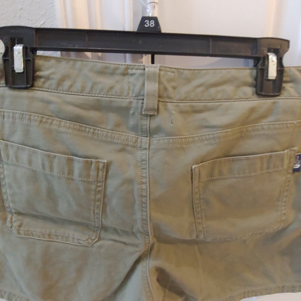 The North Face womens Hiking Outdoor Green Cargo Shorts size 8 - Picture 3 of 3